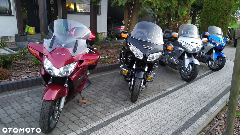 Honda GL - 35