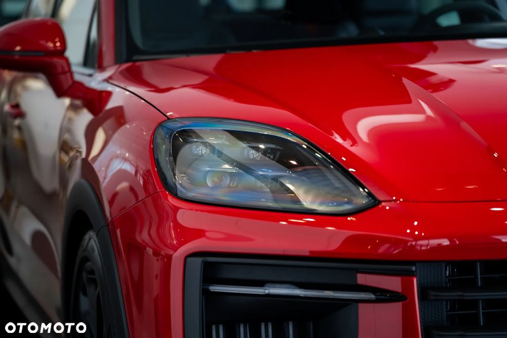 Porsche Cayenne S - 22
