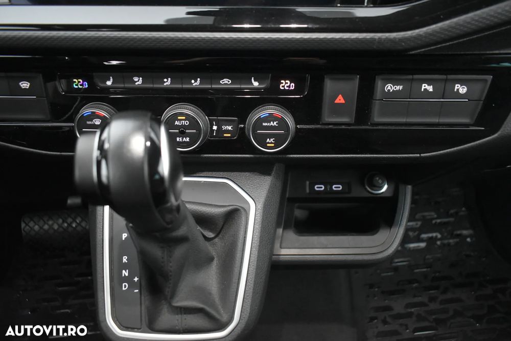 Volkswagen Multivan - 36