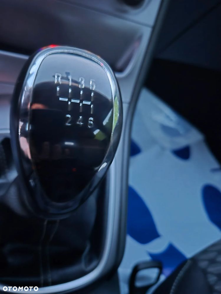 Opel Astra - 16