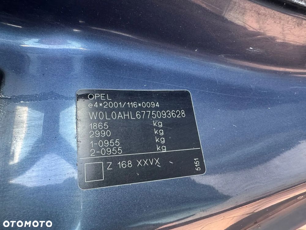Opel Astra 1.6 Cosmo - 37