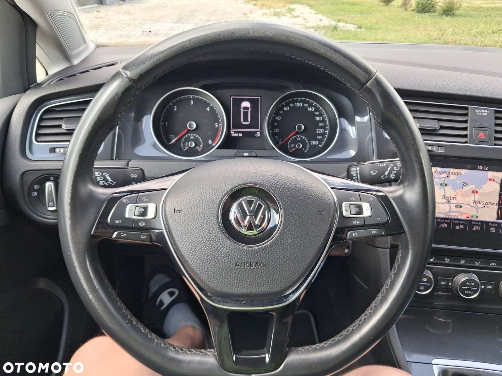 Volkswagen Golf 1.6 TDI (BlueMotion Technology) Comfortline - 12