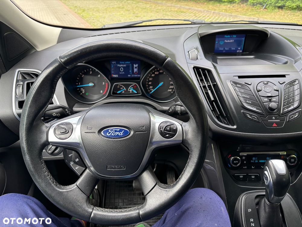 Ford Kuga - 17