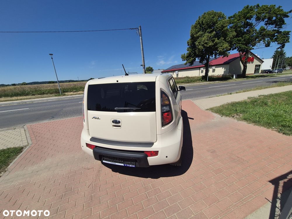 Kia Soul - 5