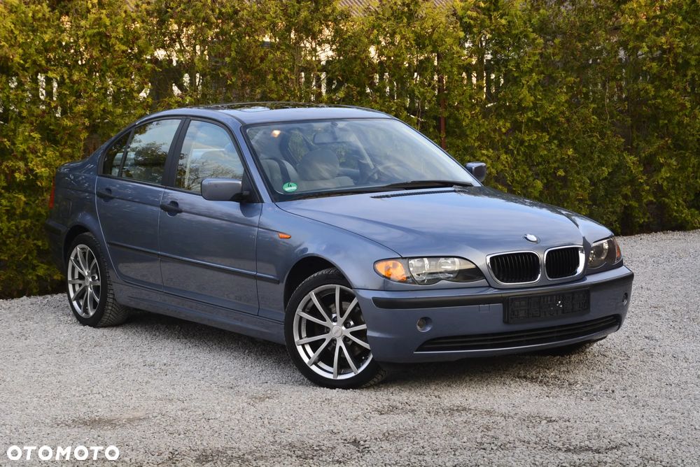 BMW Seria 3 316i Edition Exclusive - 1