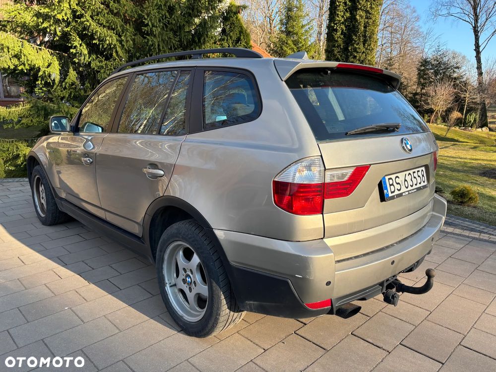 BMW X3 2.0d - 10