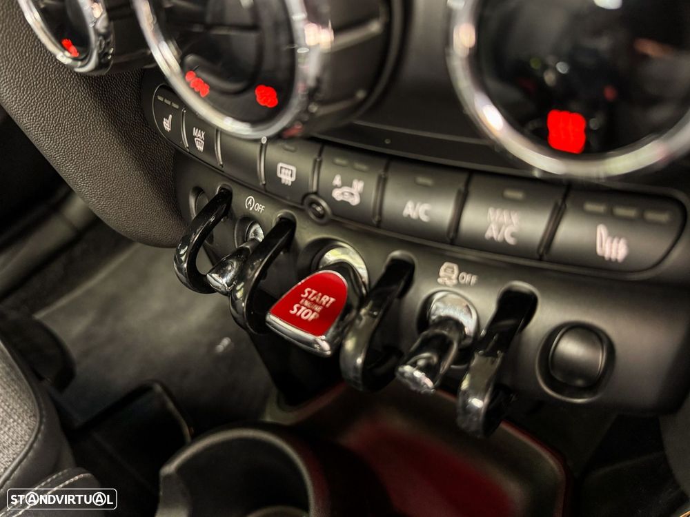 MINI 3 Portas Cooper S Auto - 53