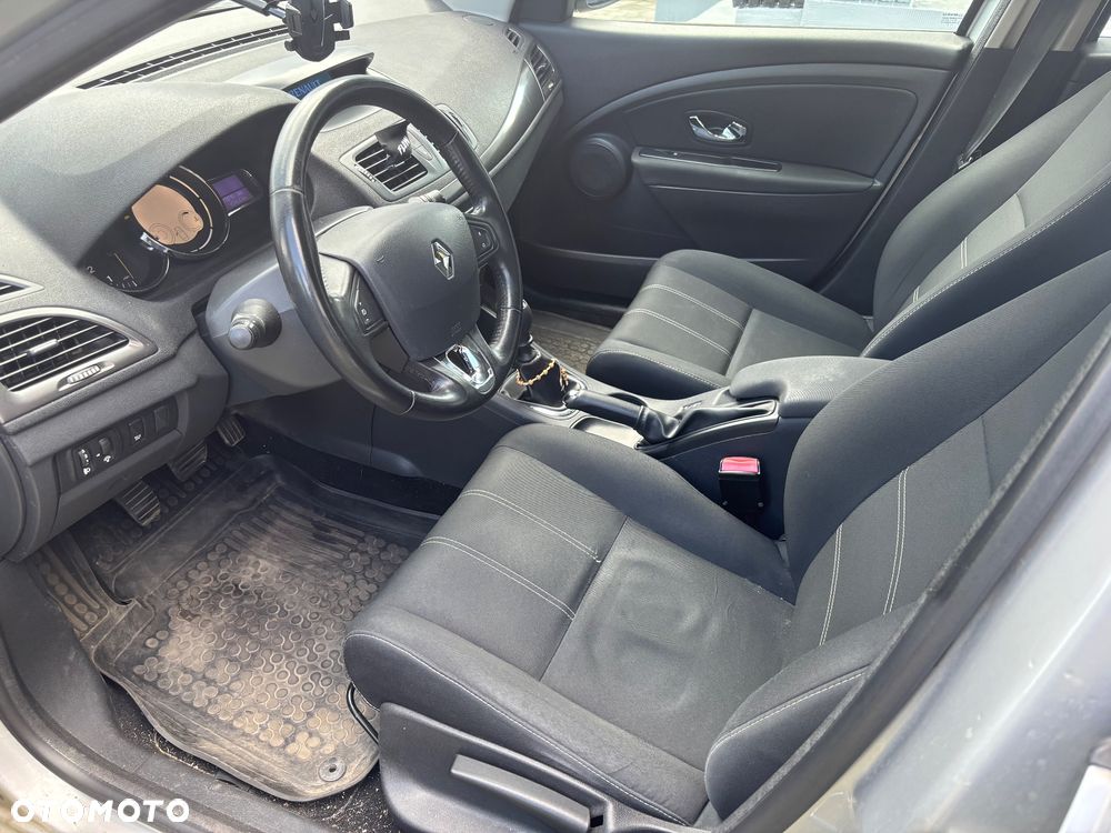 Renault Megane 1.5 dCi Limited - 8