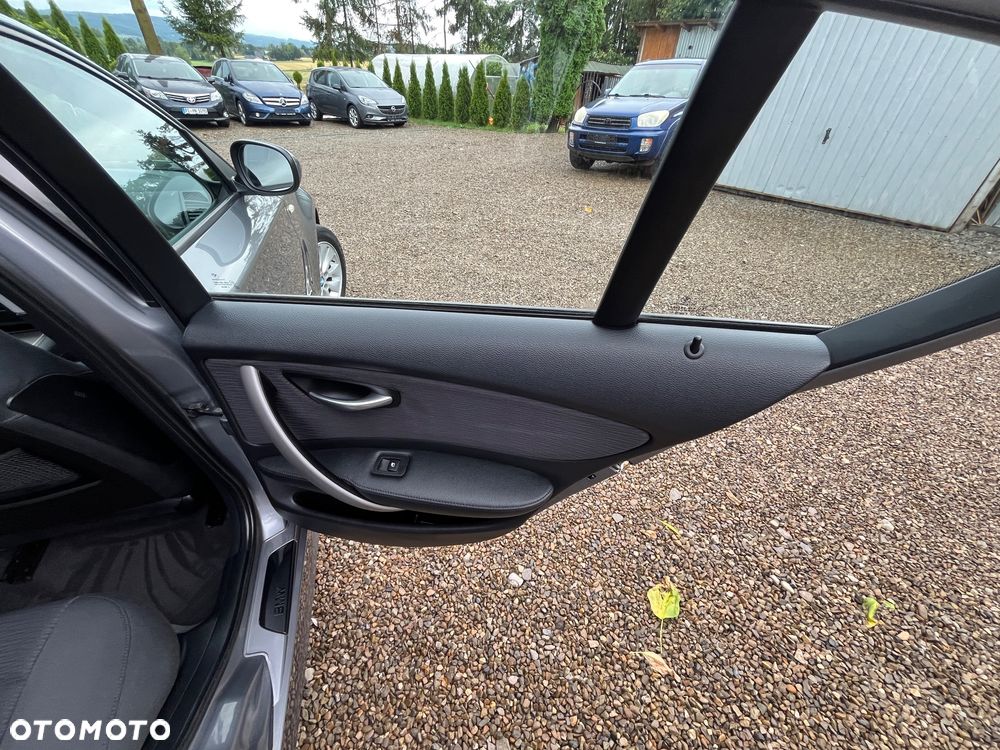 BMW Seria 1 116d - 40