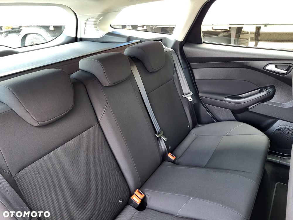 Ford Focus 1.0 EcoBoost Trend Edition Business - 30