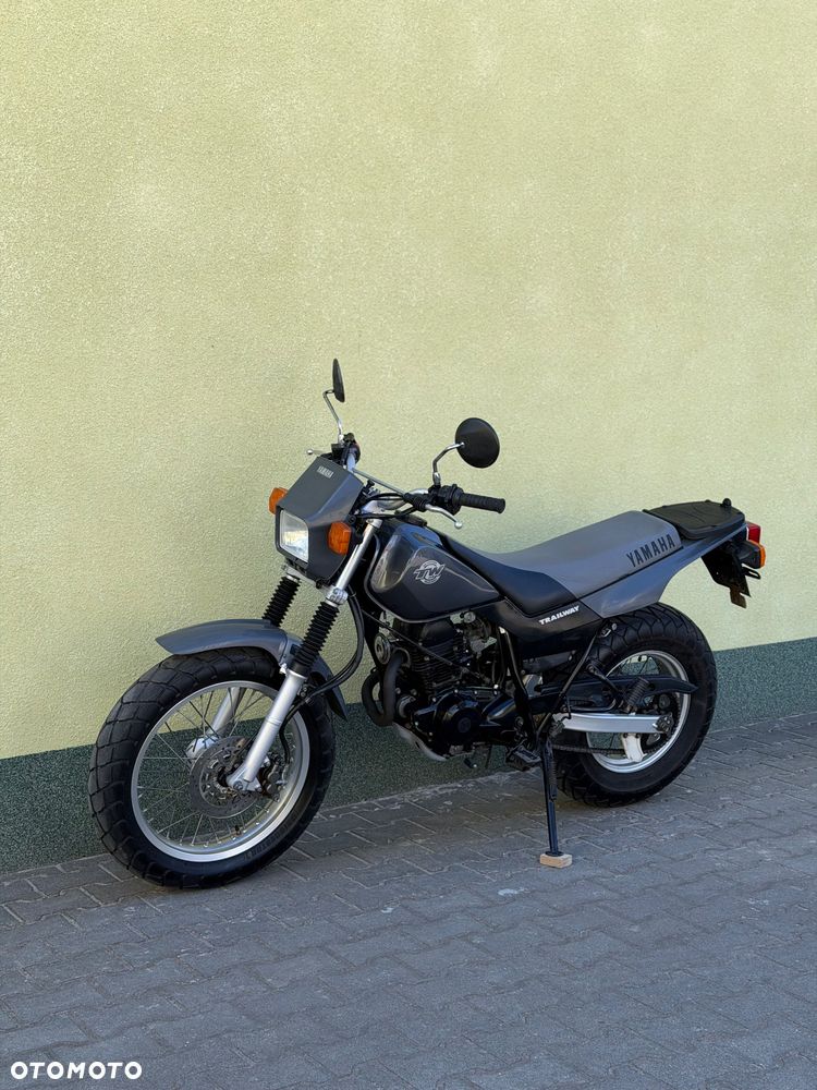 Yamaha TW - 25