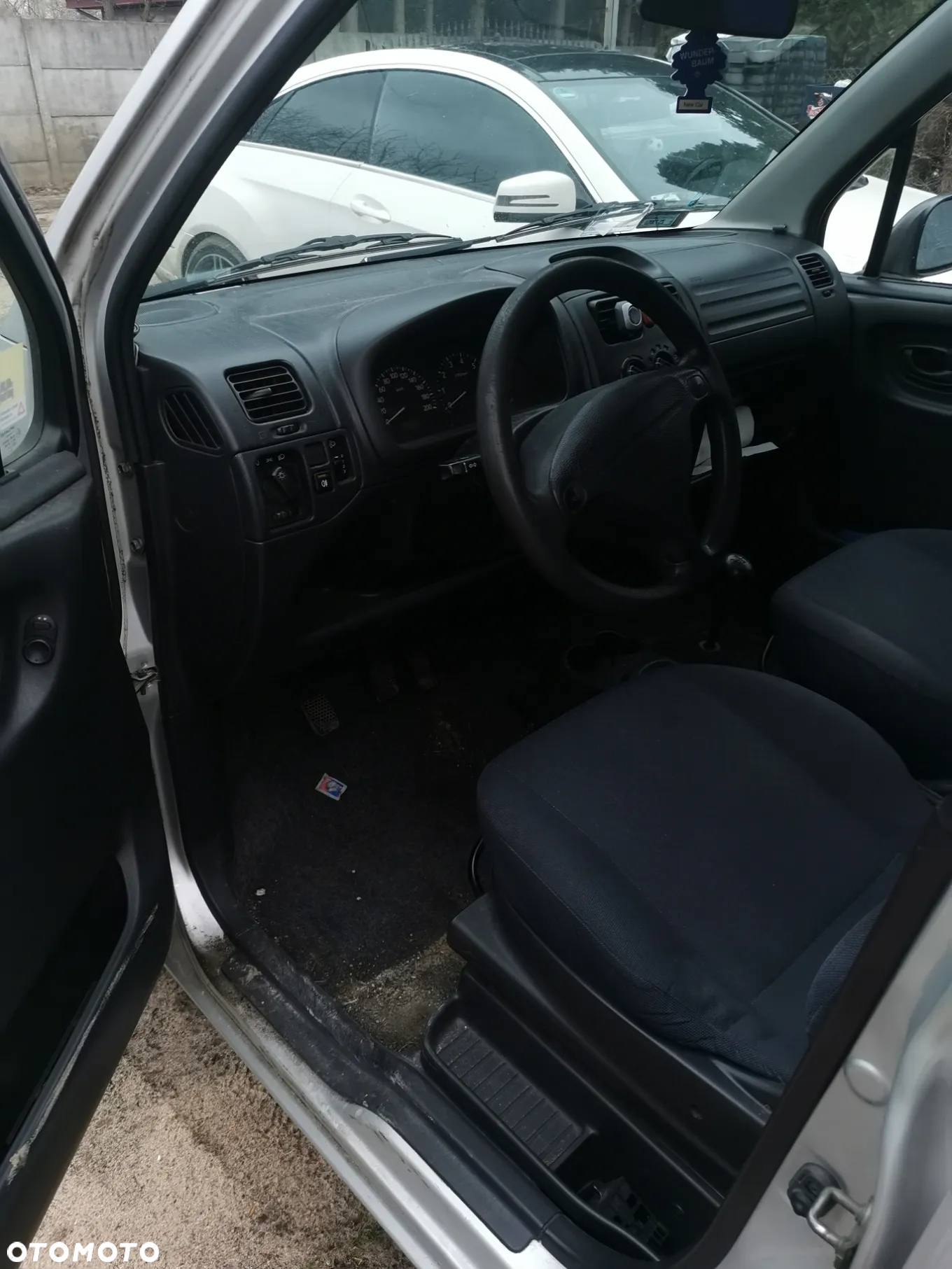 Suzuki Wagon R+ 1.3 GL - 4