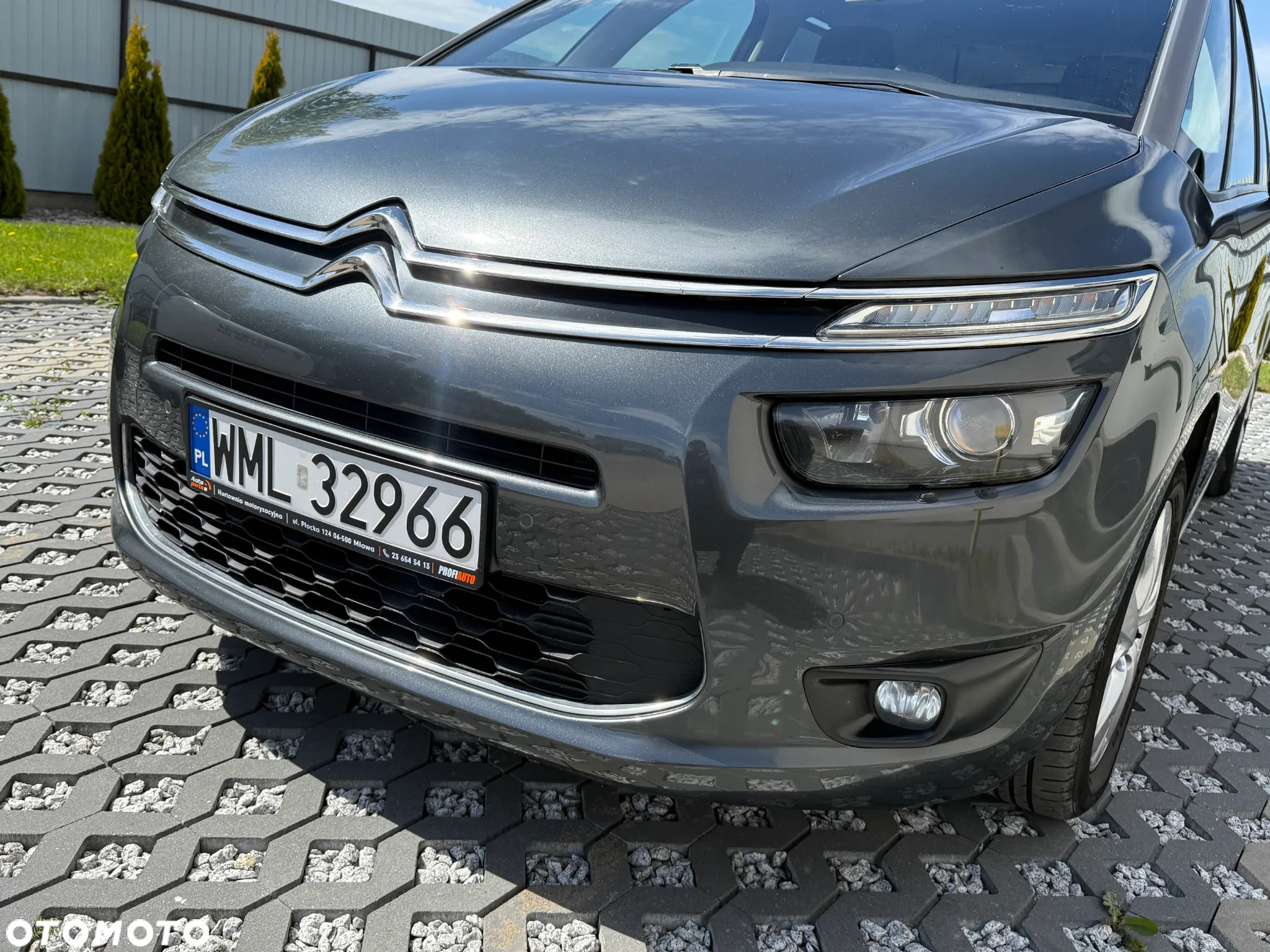 Citroën C4 Grand Picasso e-HDi 115 ETG6 Exclusive - 4