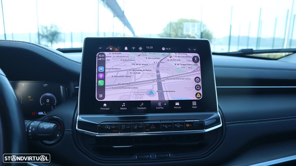 Jeep Compass 1.3 T Limited DCT - 41