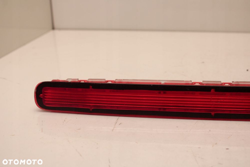 skoda yeti lift 12r- trzecie światło stop stopu 5l0945097 - 2