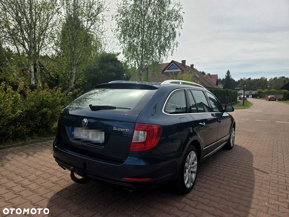 Skoda Superb 3.6 V6 4x4 DSG Elegance - 3