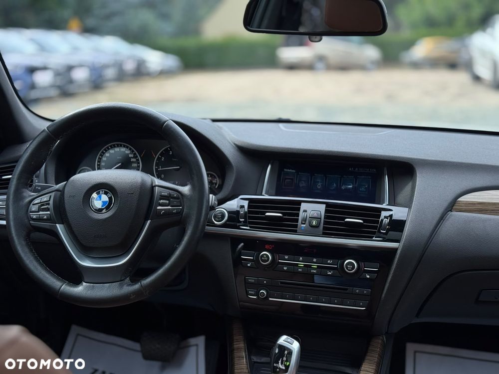BMW X3 xDrive28i xLine - 11