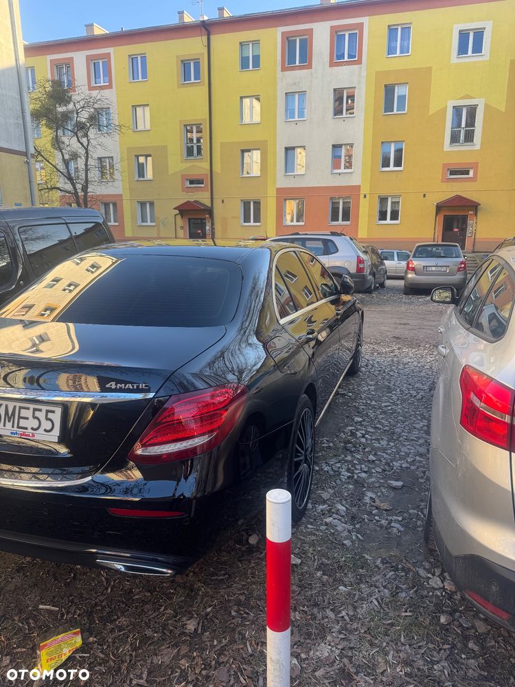 Mercedes-Benz Klasa E 220 d 4-Matic 9G-TRONIC - 6