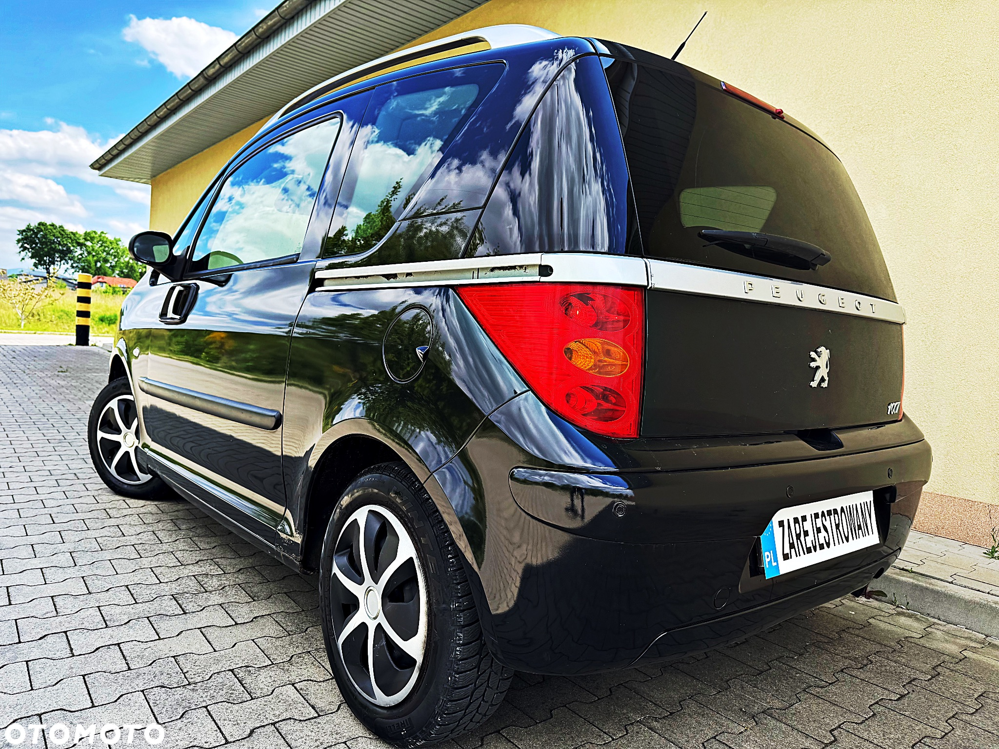 Peugeot 1007 1.4 Trendy - 21