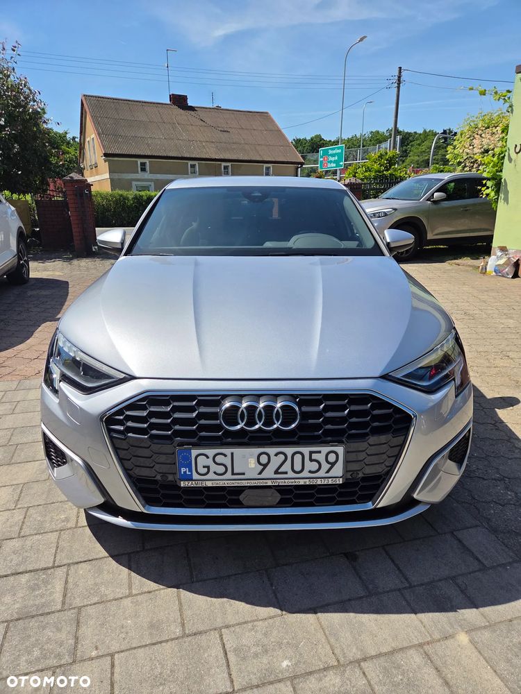 Audi A3 Sportback - 2