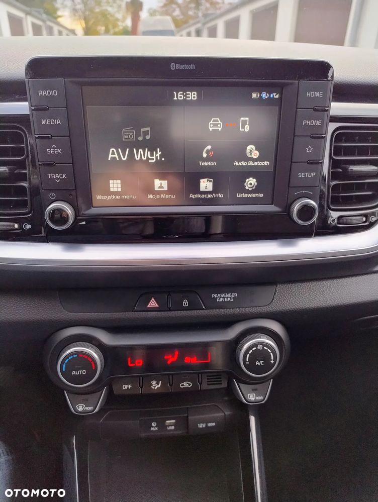 Kia Stonic - 18