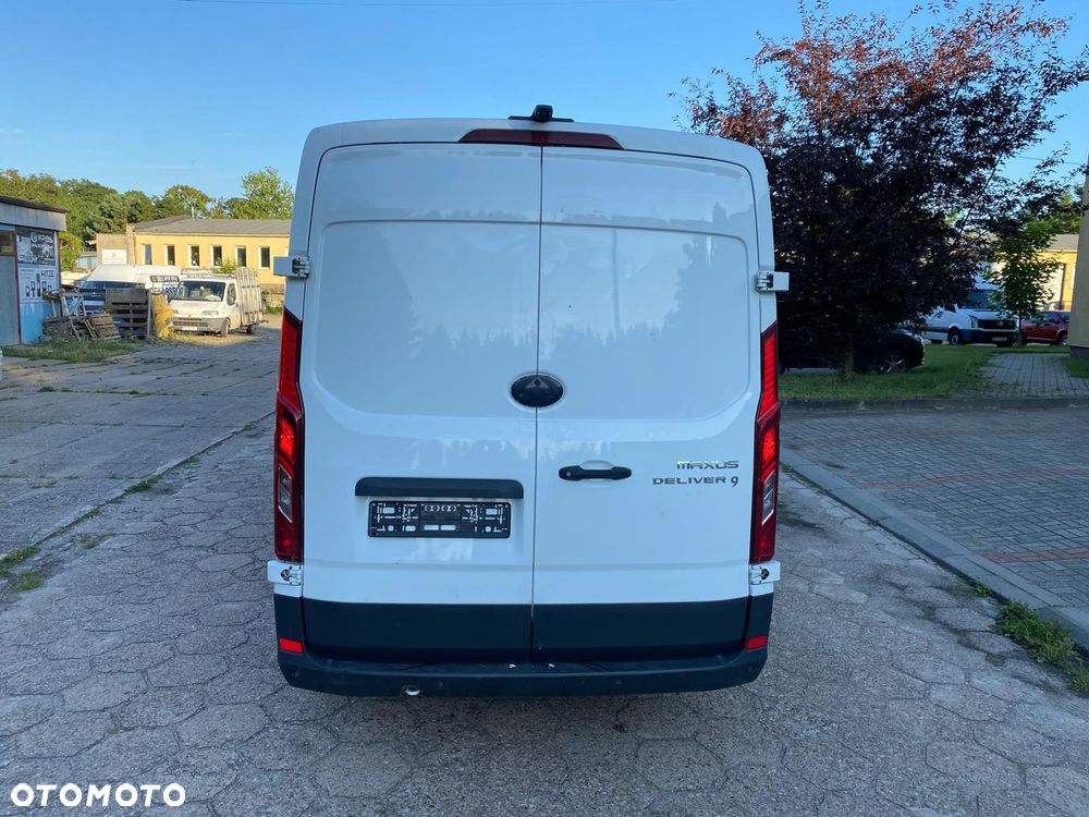 Maxus Deliver 9 - 21