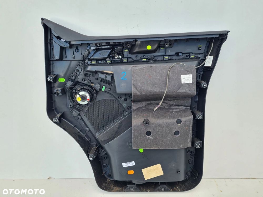 VW T6 MULTIVAN HIGHLINE tapicerka boczek drzwi lewy przód 7E5867021K - 1