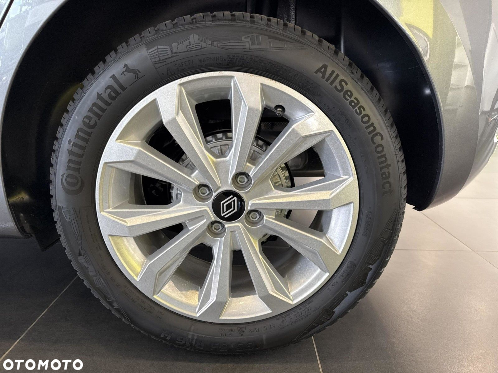 Renault Clio - 16