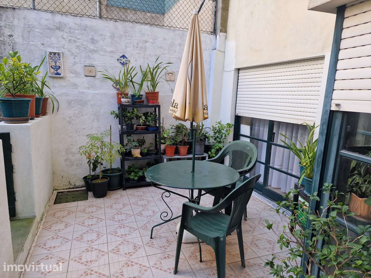 Excelente imóvel c/ terraço, jardim + anexo c/ 2 divisões - Metro Rubi - Grande imagem: 5/30