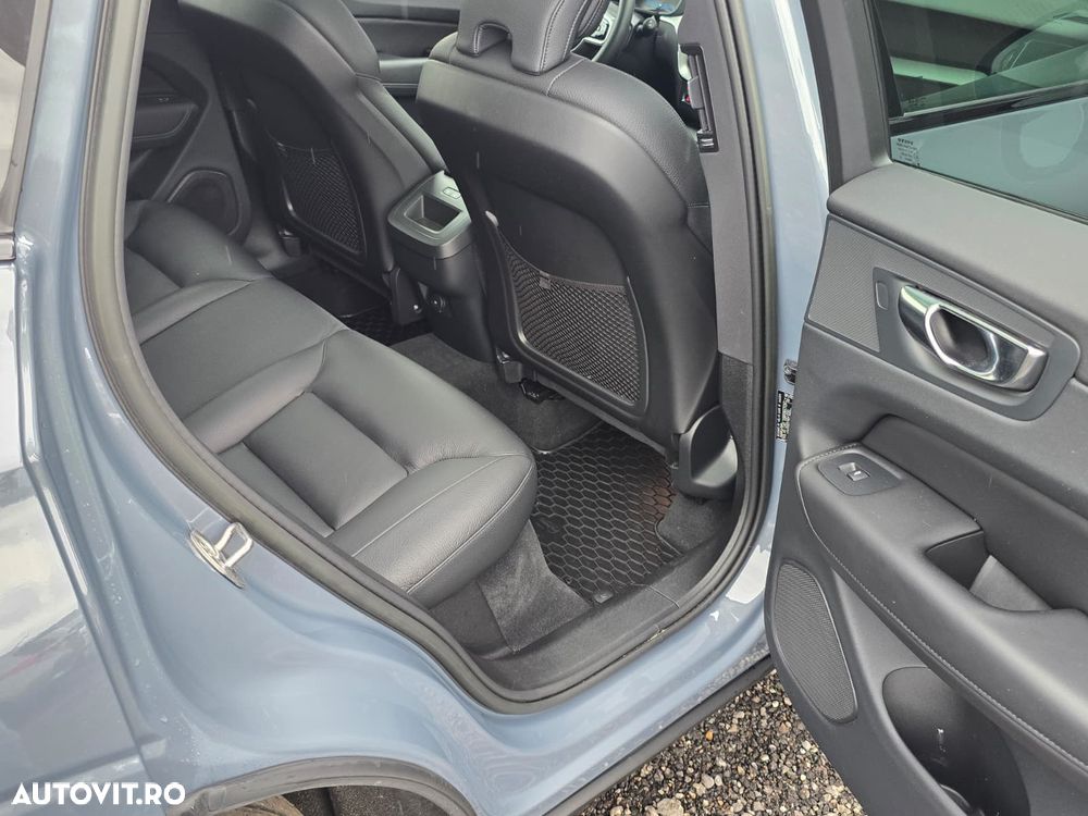 Volvo XC 60 B4 MHEV Inscription - 23