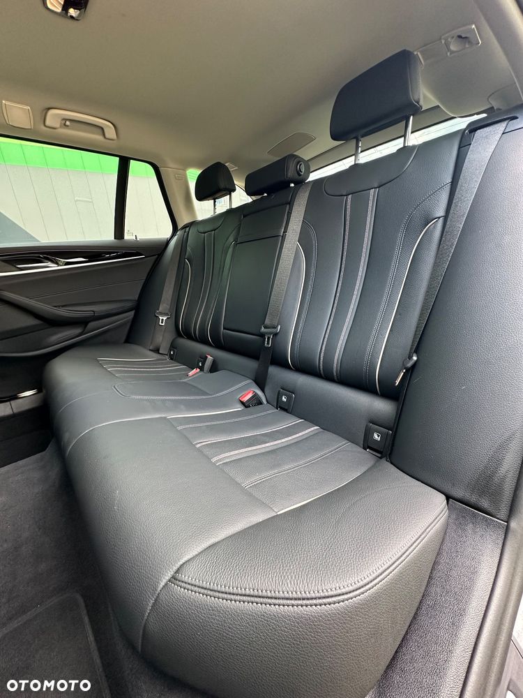 BMW Seria 5 520i mHEV Luxury Line - 9