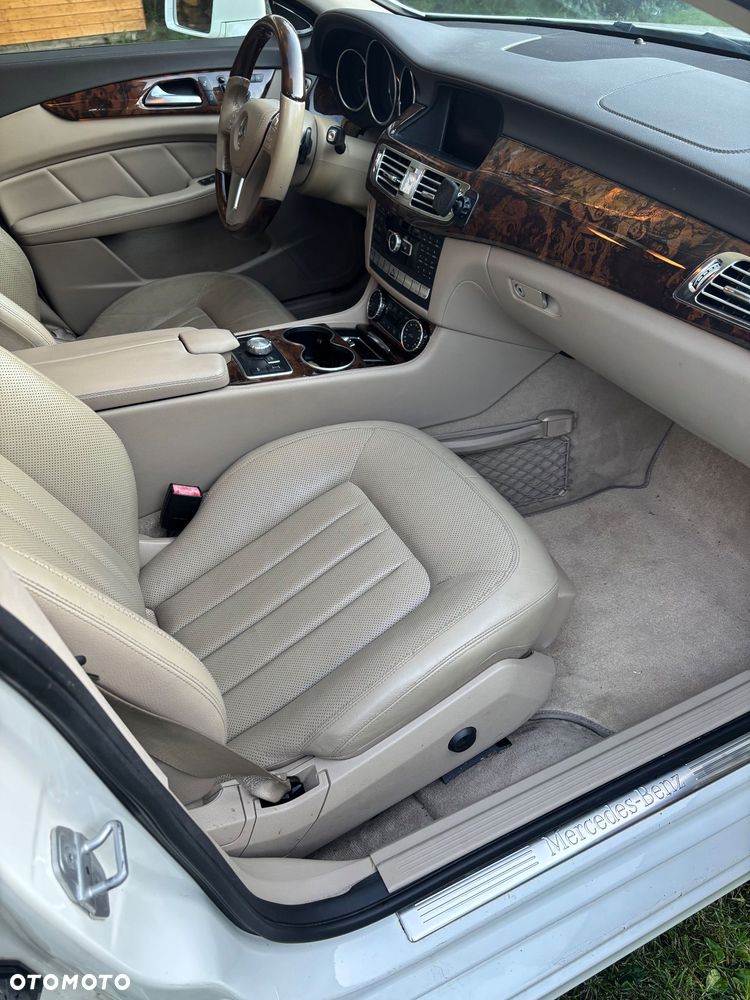 Mercedes-Benz CLS 500 BlueEFFICIENCY - 4