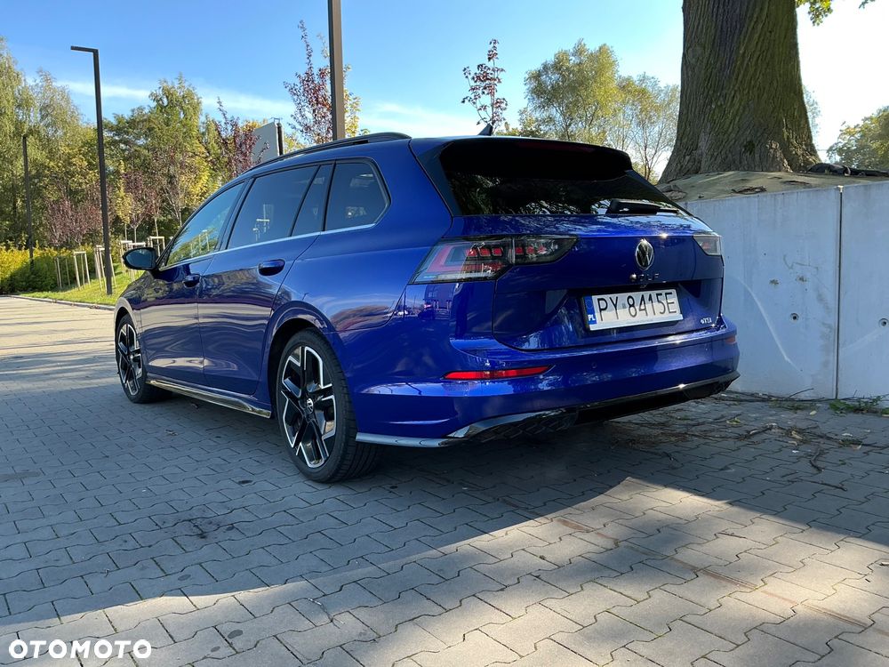 Volkswagen Golf - 10