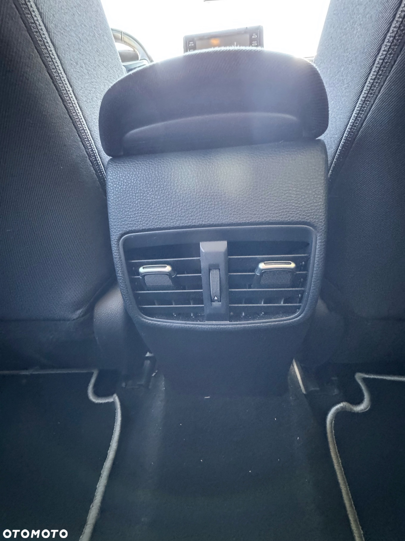 Toyota Corolla - 21