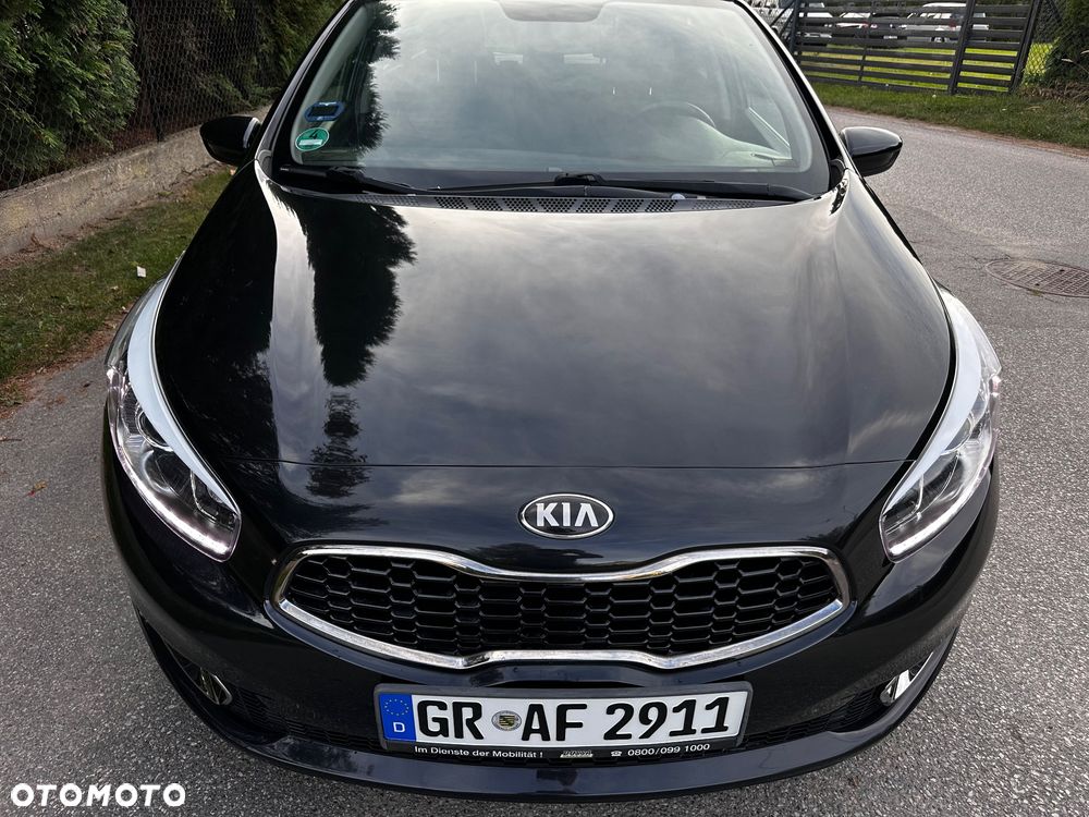 Kia Ceed 1.6 GDI Fifa World Cup Edition - 15