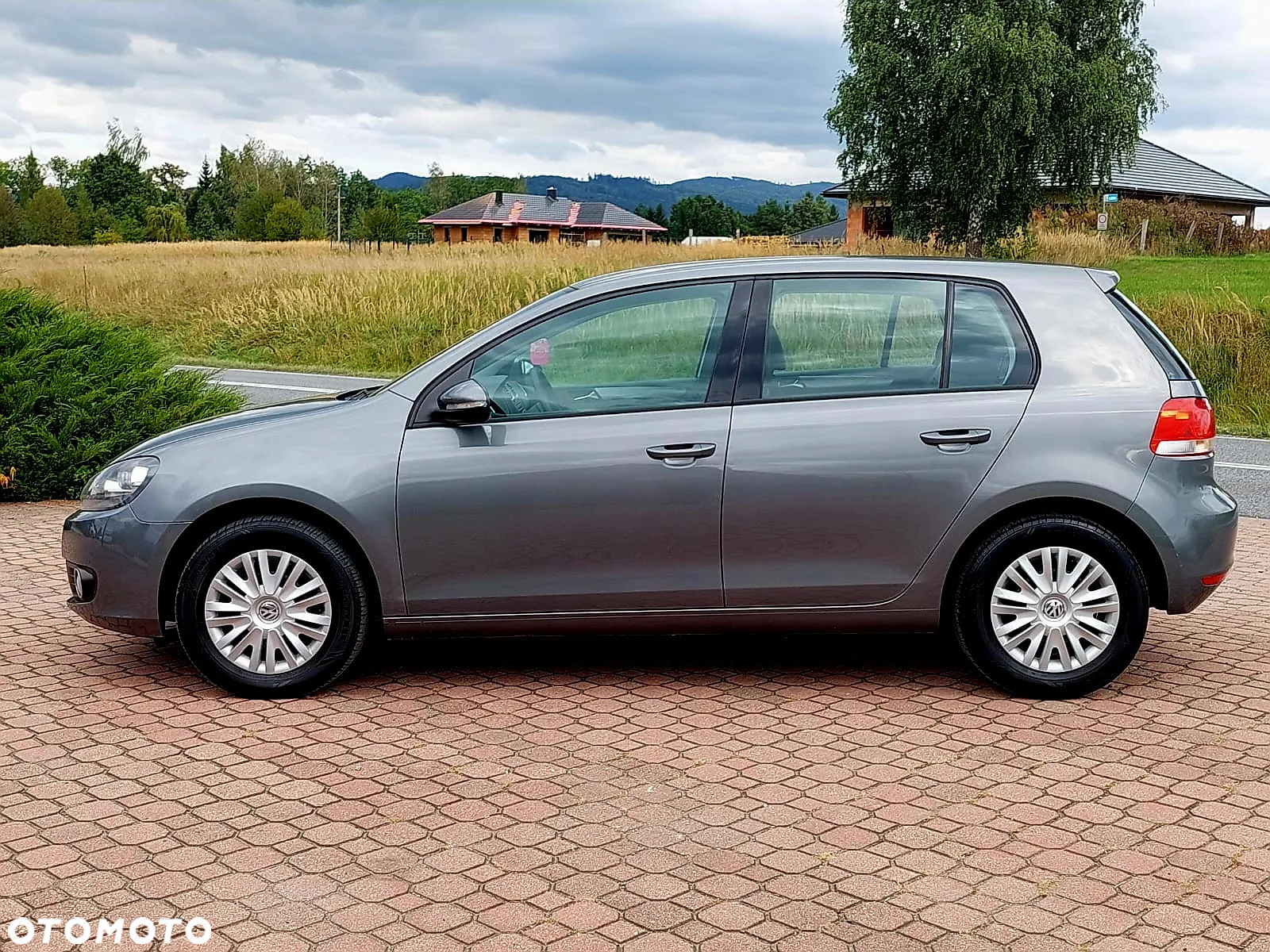 Volkswagen Golf 1.2 TSI BlueMotion Technology Comfortline - 4