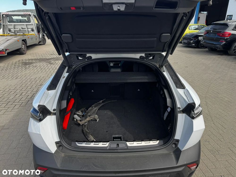 Peugeot 408 225 e-EAT8 GT - 16