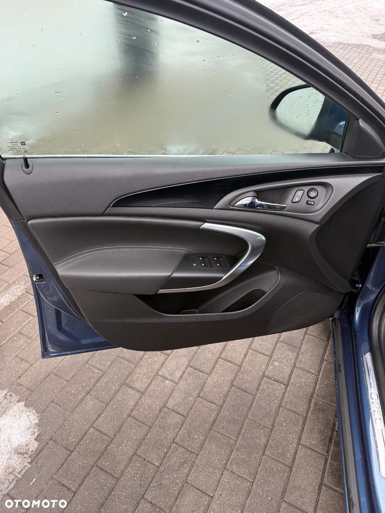 Opel Insignia - 22