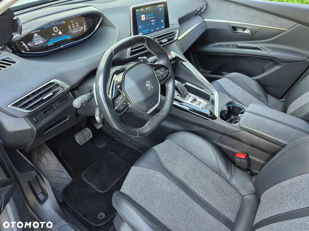 Peugeot 5008 1.5 BlueHDi Active S&S EAT8 - 12