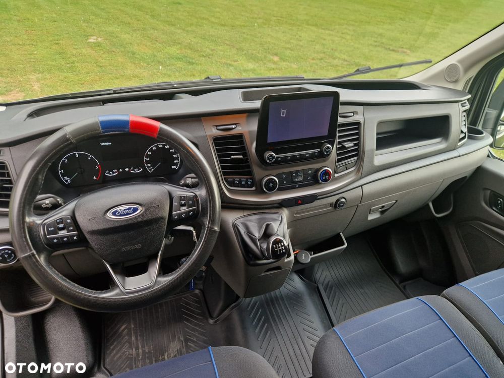 Ford Transit - 12