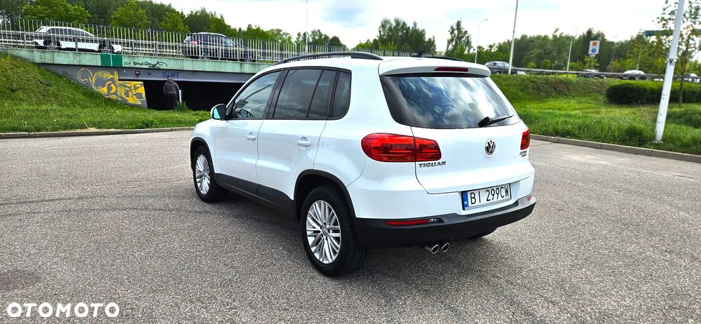 Volkswagen Tiguan - 5