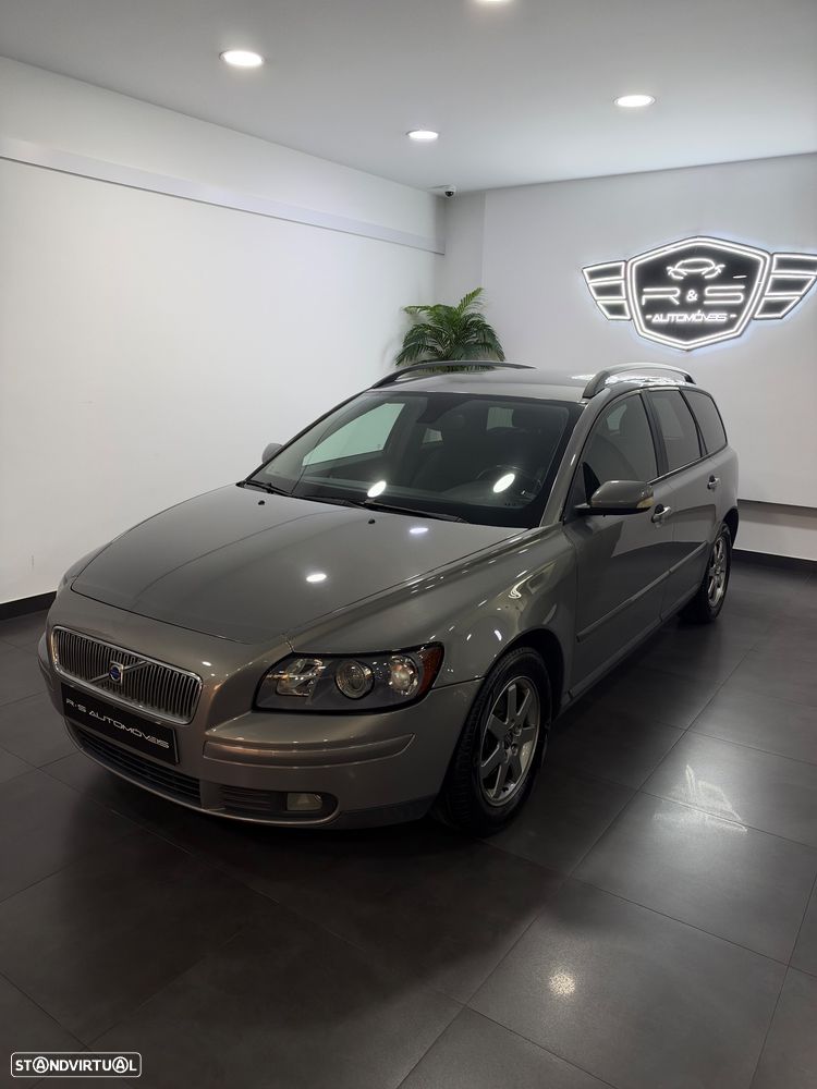 Volvo V50 2006 photo 2