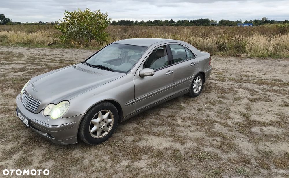 Mercedes-Benz Klasa C - 12