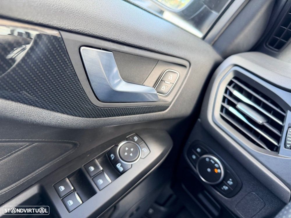 Ford Focus SW 1.0 EcoBoost ST-Line X - 24