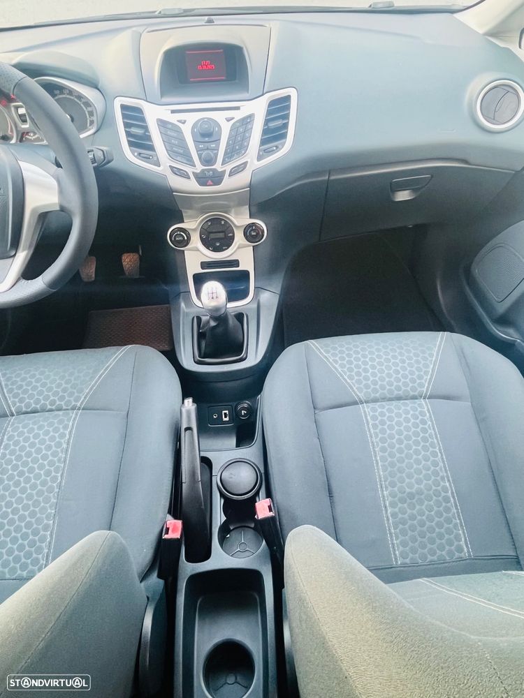 Ford Fiesta 1.4 TDCi Titanium - 26