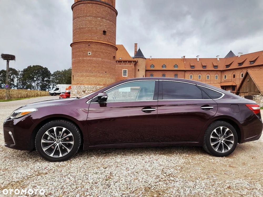 Toyota Avalon - 5