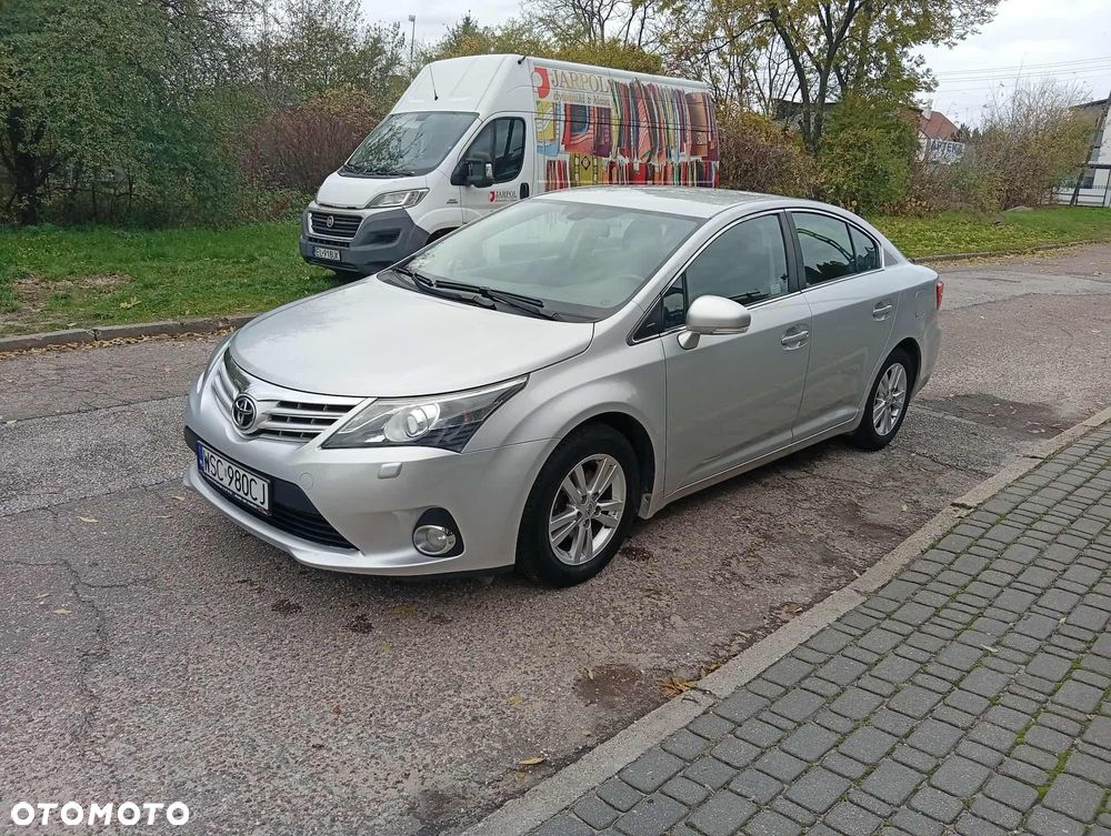 Toyota Avensis 1.8 Sol EU5 - 6