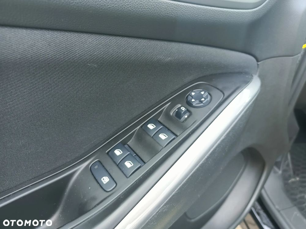 Opel Grandland X 1.2 T GPF Design Line S&S - 13