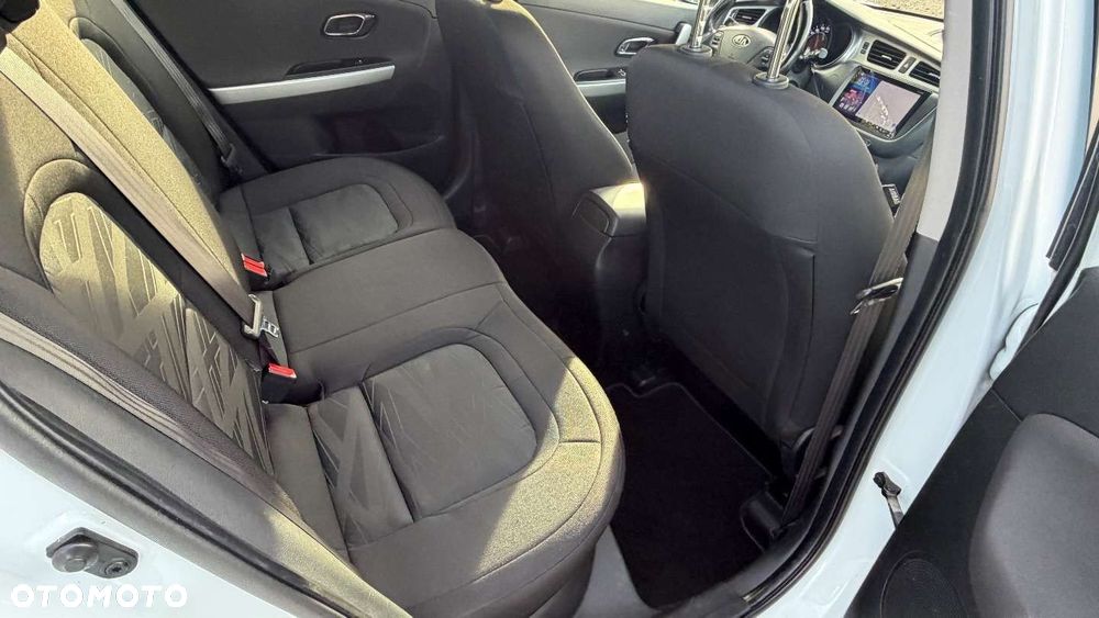 Kia Ceed - 19