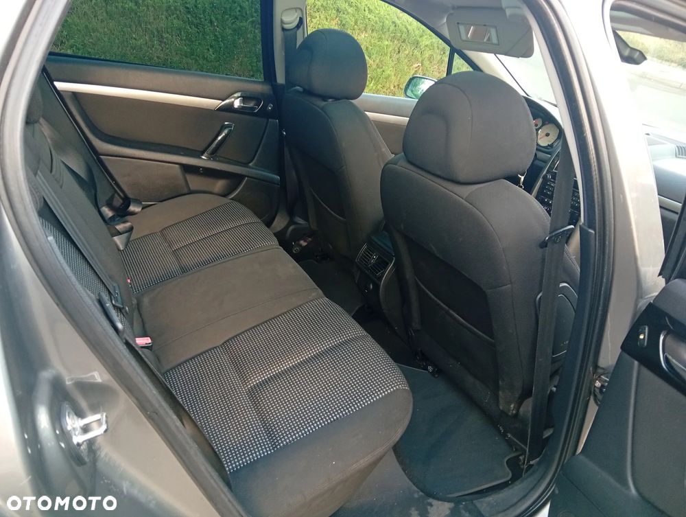 Peugeot 407 2.0 HDi Premium - 11